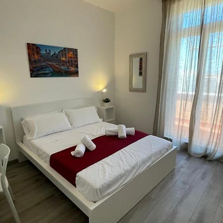罗马Caracciolo33公寓 外观 照片