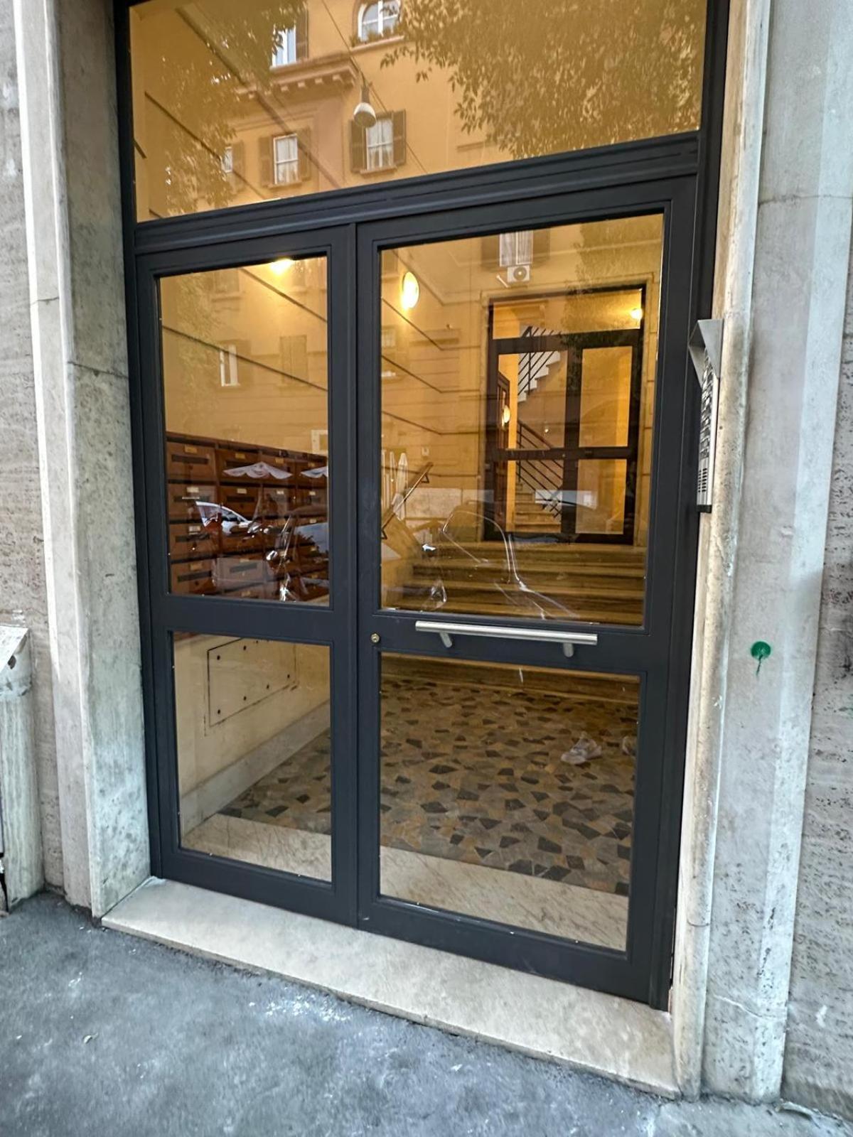 罗马Caracciolo33公寓 外观 照片